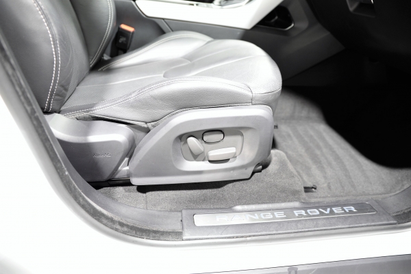 Land Rover RANGE ROVER EVOQUE TD4 DYNAMIC P2
