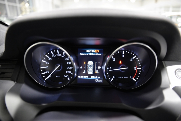 Land Rover RANGE ROVER EVOQUE TD4 DYNAMIC P2