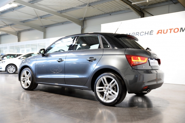 Audi A1 SPORTBACK 1.6 TDI 90 CH S LINE