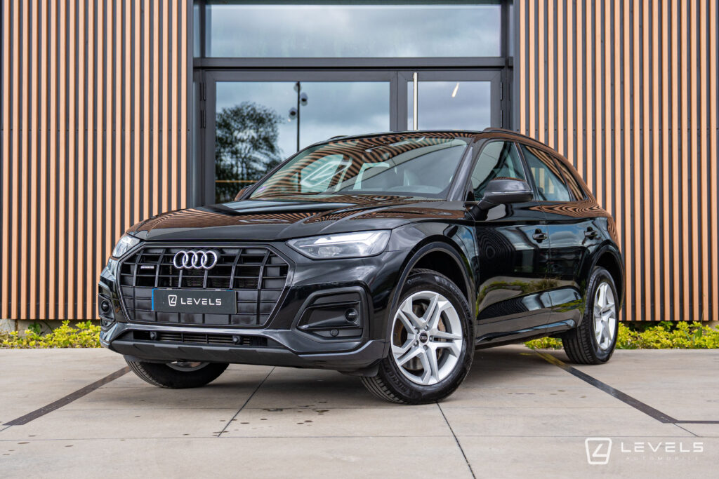 Audi-Q5-50-TFSIe-299-Ch-Business-Executive-Quattro-S-Tronic-7