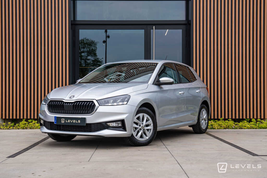 SKODA-FABIA-IV-1.0-MPI-80-AMBITION-BVM5