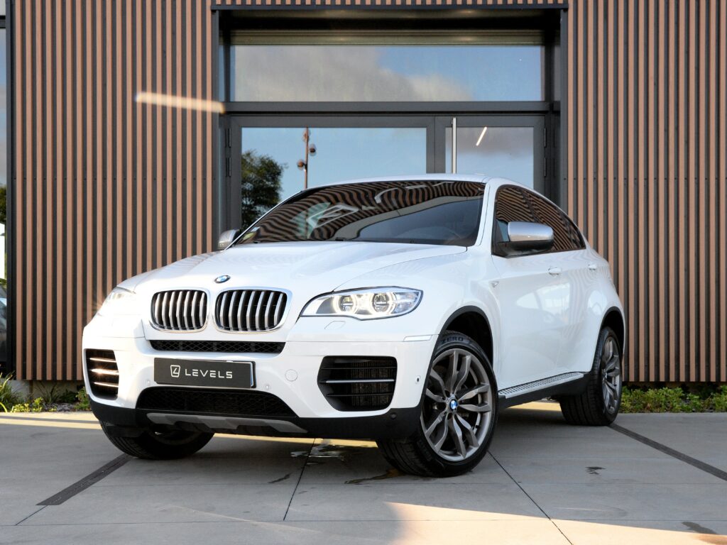 BMW-X6-M50D-381ch