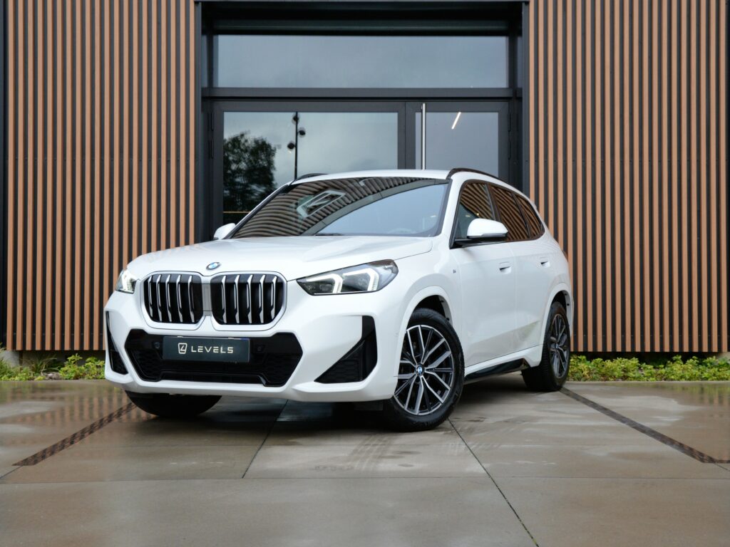 BMW-X1-sDrive18i-136ch-M-Sport